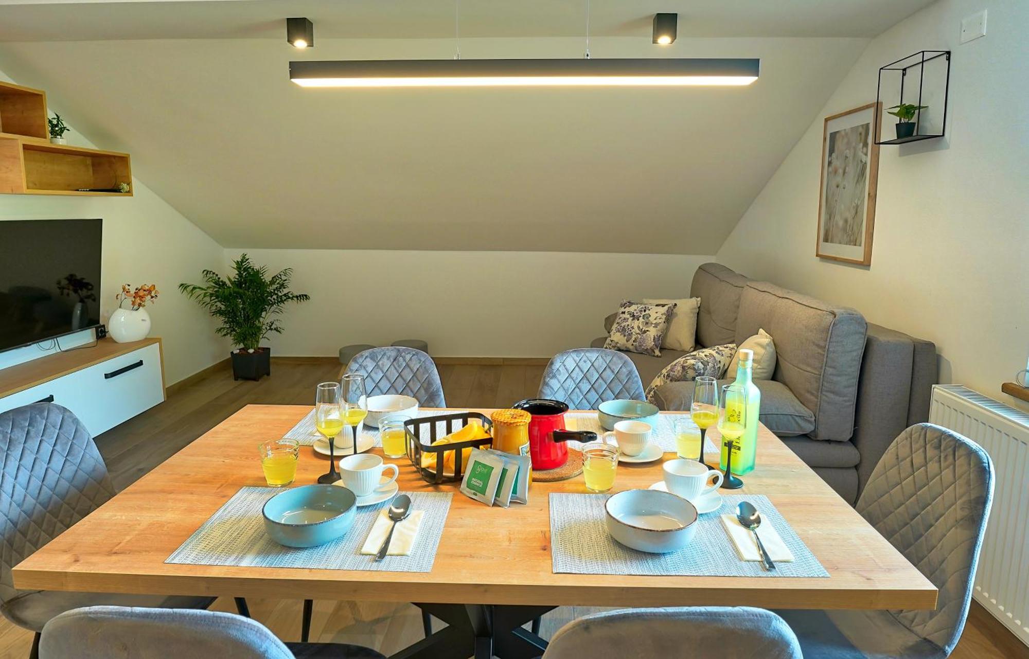 Apartments Lipa Plac Postojna Zewnętrze zdjęcie
