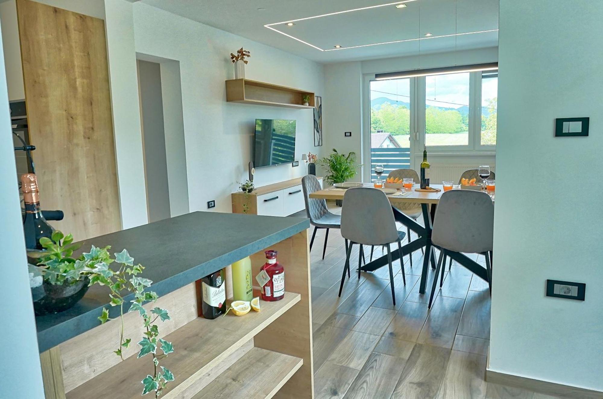 Apartments Lipa Plac Postojna Zewnętrze zdjęcie